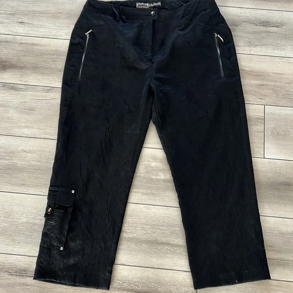 Jamie Sadock size 8 black cropped crinkle golf pants